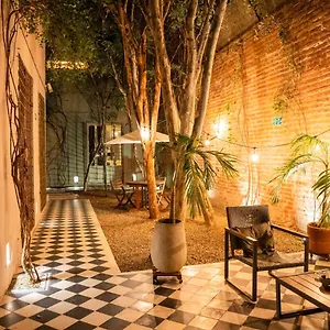 Casa Charlotte - Alma Hotel
